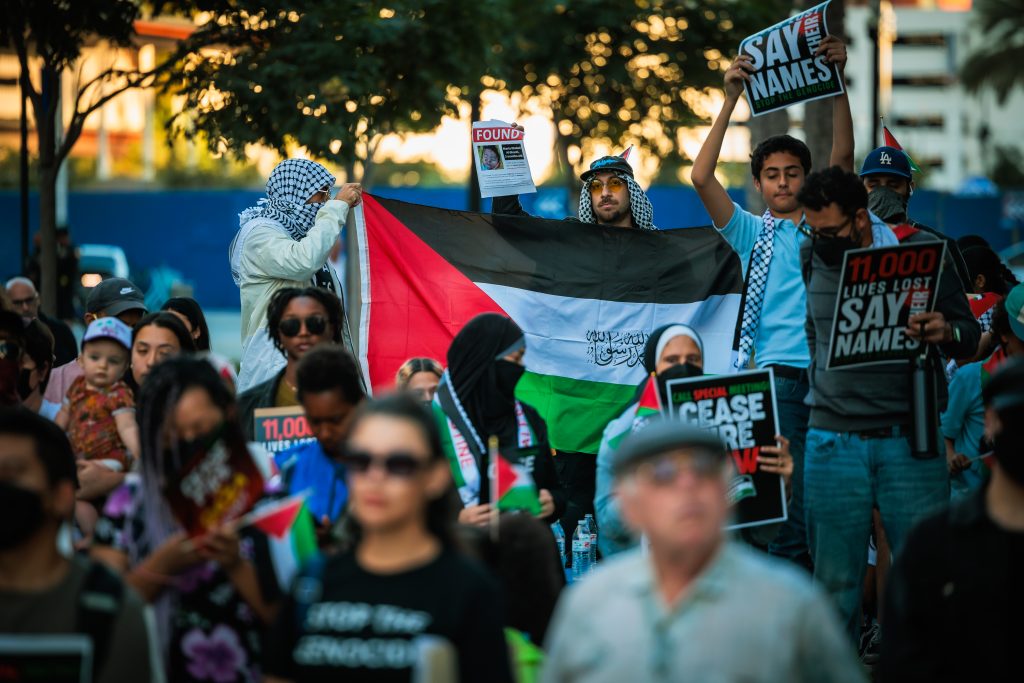 Gaza Signal Protesters urge Long Beach City Council to support ceasefire in Gaza ...